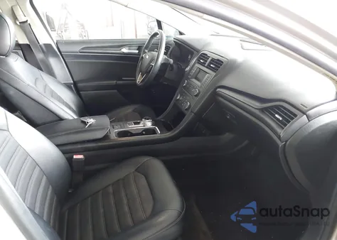 2018 Ford Fusion Hybrid Se z USA, uszkodzony, nr VIN 3FA6P0LU3JR128356